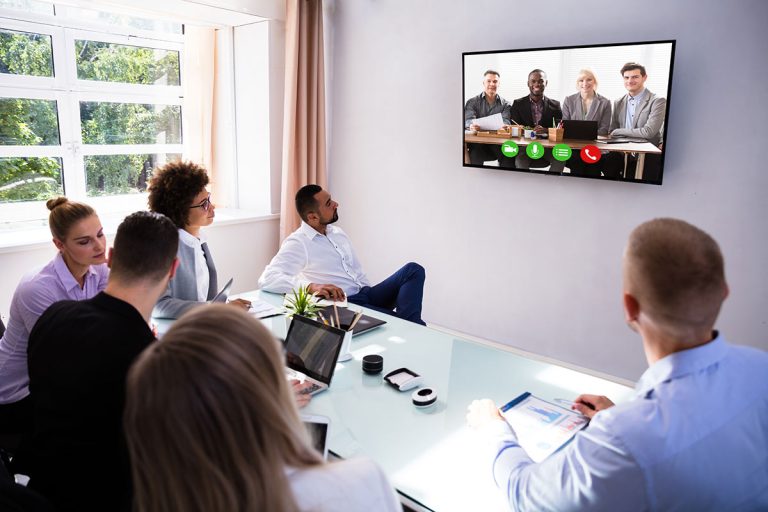 Les formations en visio presentent e learning 1 1